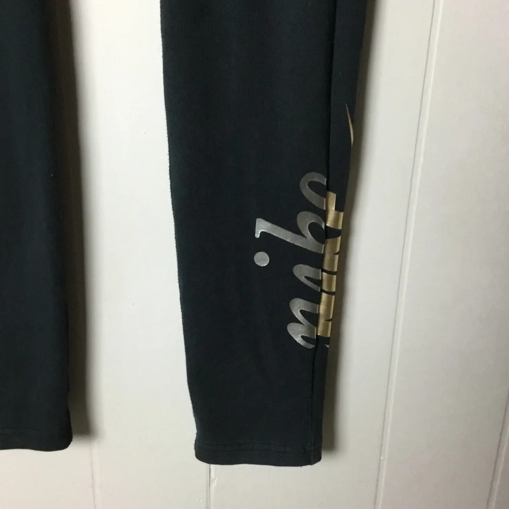 Nike 7/8 Workout Leggings Black & Gold Size M Workout Gym